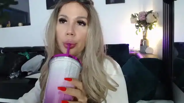 Marrylouanne – Myfreecams Live Sex Cam Video – 2026-02-11 13:36:46