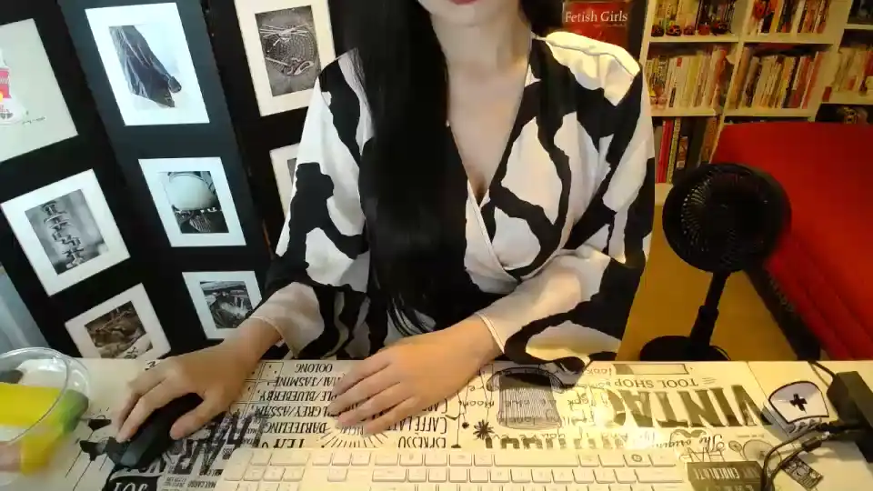 Ayumio8o – Sakuralive Live Sex Cam Video – 2025-01-31 16:28:08