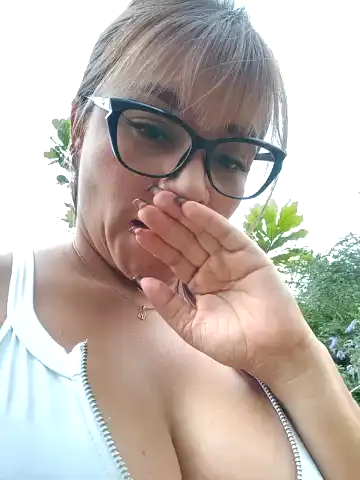 Dianita_1988 – Stripchat Live Sex Cam Video – 2025-02-18 01:21:42