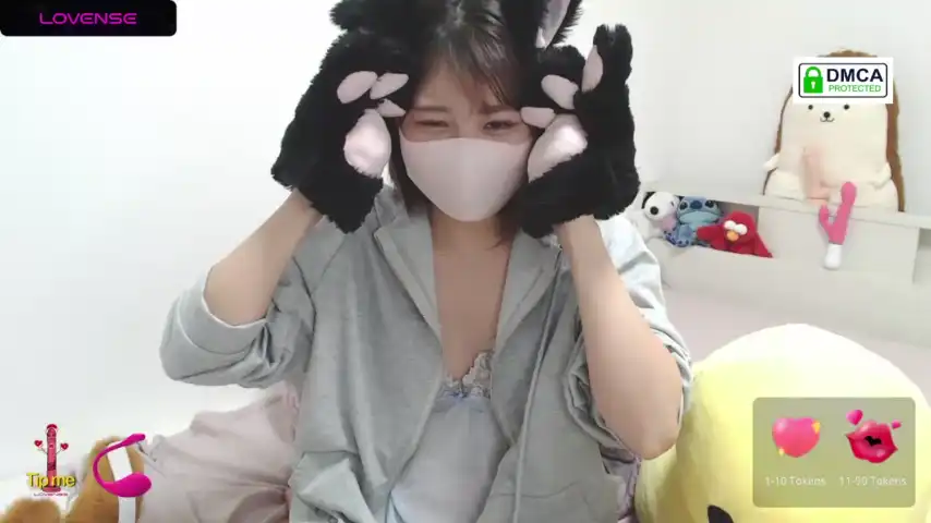 Suzu_ – Stripchat Live Sex Cam Video – 2025-10-19 13:25:28