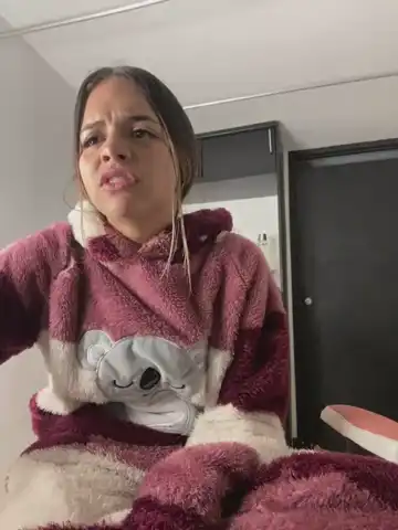 Amys – Stripchat Live Sex Cam Video – 2026-01-19 09:31:00