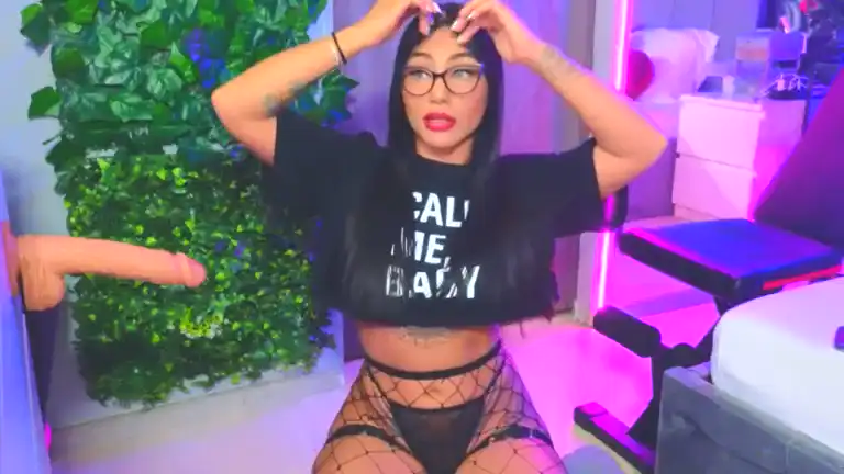 Hazzell – Streamate Live Sex Cam Video – 2025-02-05 17:35:19