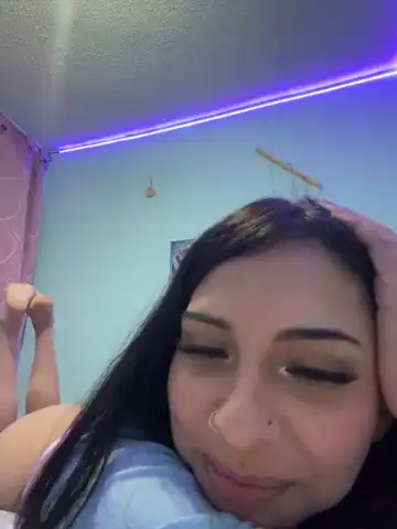 Hilary_pinkk – Stripchat Live Sex Cam Video – 2025-06-04 20:44:36