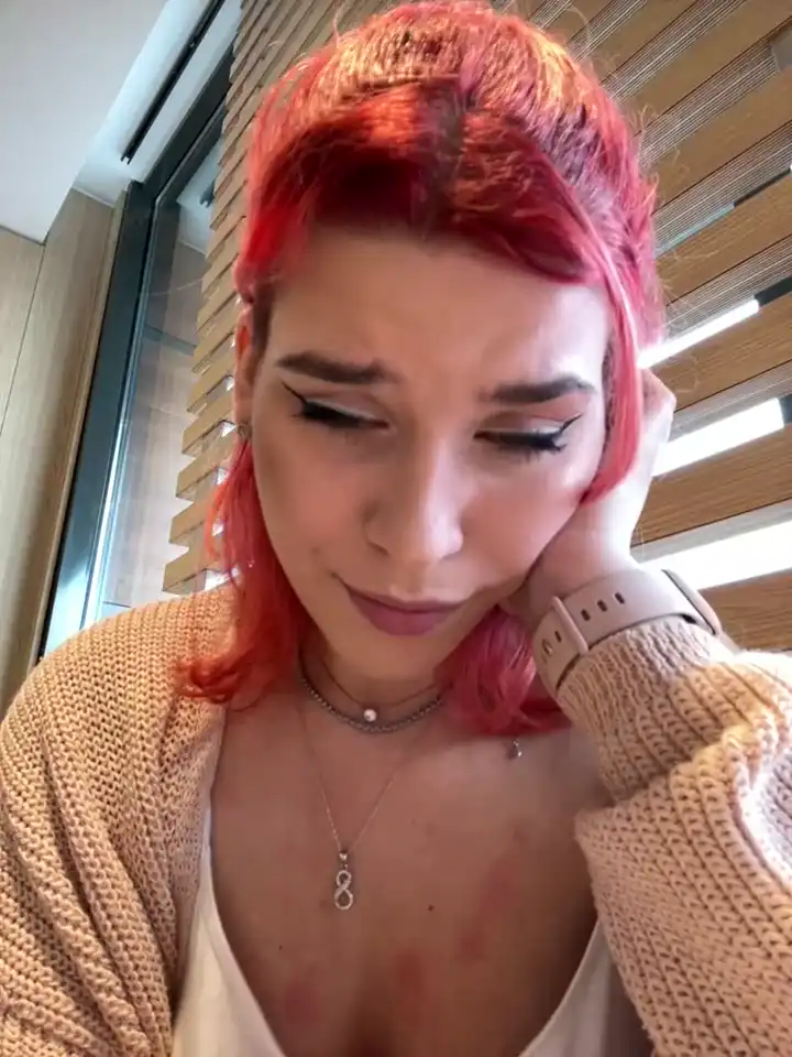 Ririroseey – Stripchat Live Sex Cam Video – 2025-10-12 14:52:49