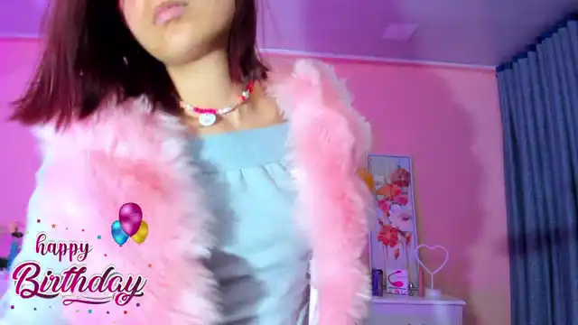 Saarahjones – Xlovecam Live Sex Cam Video – 2025-12-11 23:45:32