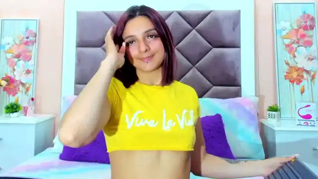 Saarahjones – Xlovecam Live Sex Cam Video – 2025-08-27 06:48:26
