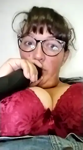 Saraqueen__ – Stripchat Live Sex Cam Video – 2026-02-02 21:34:10