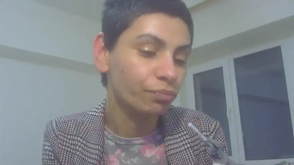 _emilysqin – Chaturbate Live Sex Cam Video – 2025-11-28 00:17:02