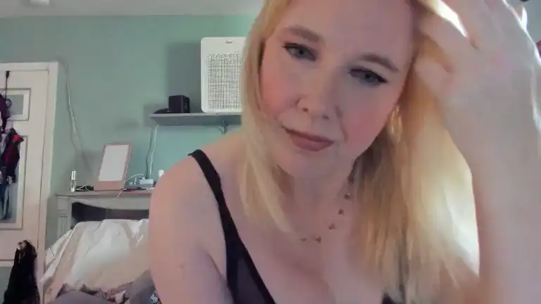 Annaxxx – Streamate Live Sex Cam Video – 2026-03-26 16:56:54
