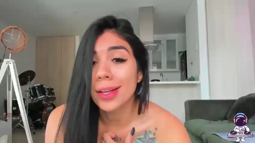 Juanita-fox – Bongacams Live Sex Cam Video – 2025-04-28 12:06:10