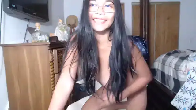 Littlekai2023 – Myfreecams Live Sex Cam Video – 2025-11-06 13:15:32