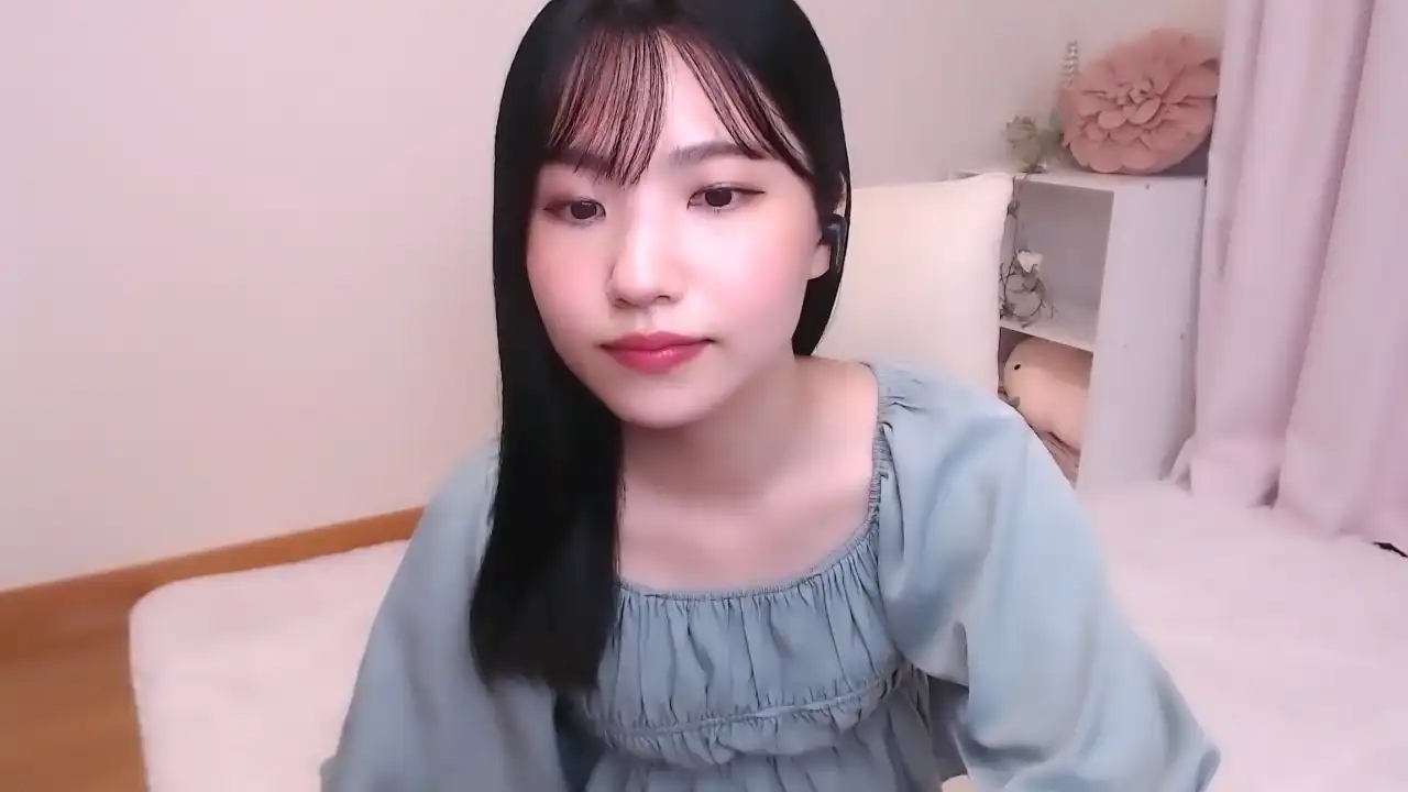 Rikaxxq – Sakuralive Live Sex Cam Video – 2025-10-16 20:24:18