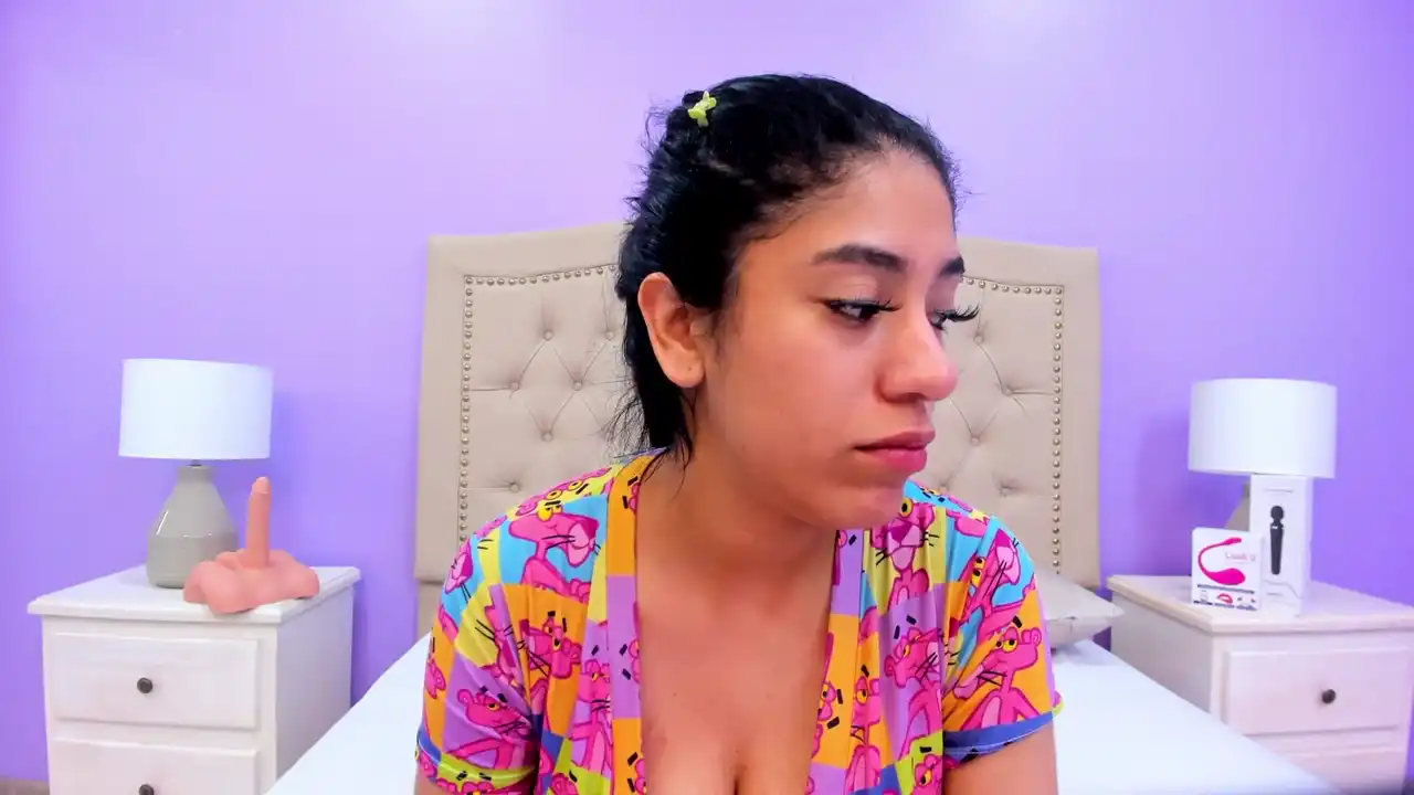 Nikypierce – Xlovecam Live Sex Cam Video – 2026-01-14 02:49:55