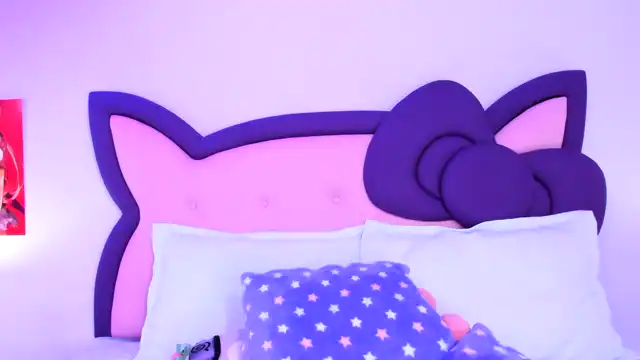 Lilalutz – Xlovecam Live Sex Cam Video – 2025-11-27 11:35:27