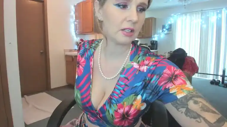 Hottyhousewife18 – Streamate Live Sex Cam Video – 2025-03-25 01:22:17