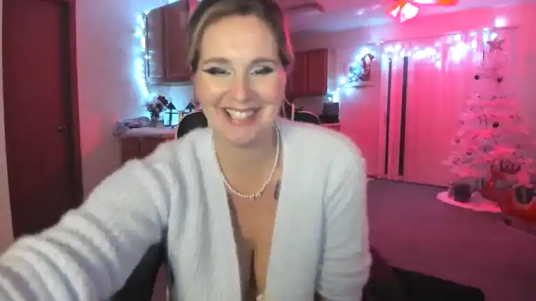 Hottyhousewife18 – Streamate Live Sex Cam Video – 2025-08-24 20:09:23
