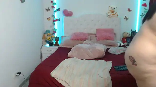 Vivianathomson – Xlovecam Live Sex Cam Video – 2025-09-21 20:54:15