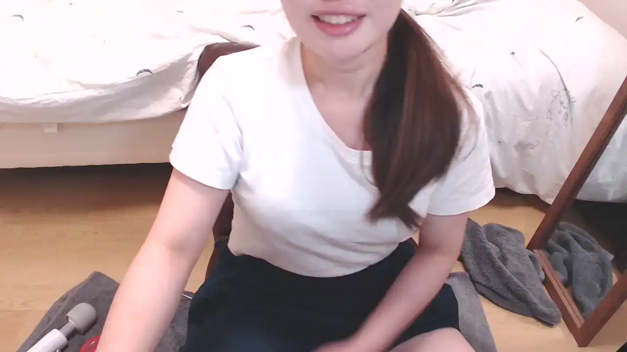 Momotea0v0 – Sakuralive Live Sex Cam Video – 2025-09-10 11:15:25
