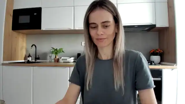 Debbypaige – Myfreecams Live Sex Cam Video – 2026-06-14 10:24:53