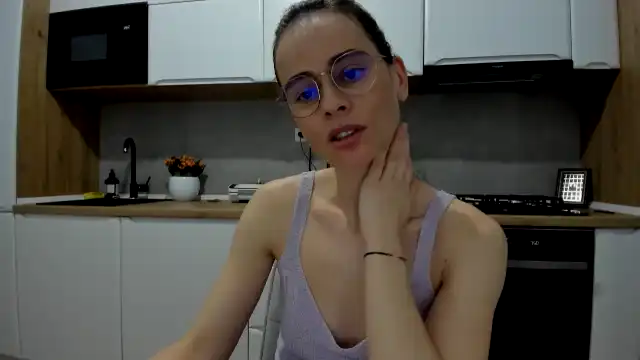 Debbypaige – Myfreecams Live Sex Cam Video – 2026-05-19 10:08:57
