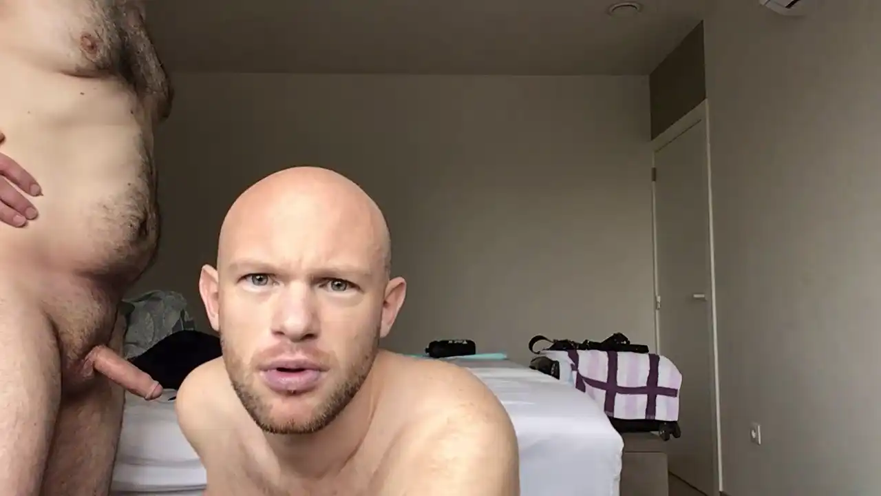 Kevjur – Cam4 Live Sex Cam Video – 2025-08-04 04:19:53
