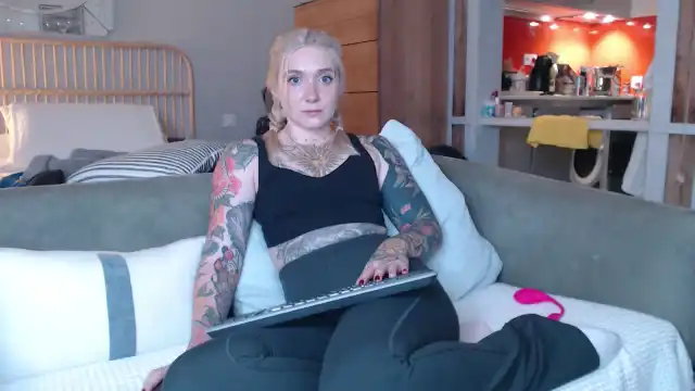 Tattoo_bbgirl – Myfreecams Live Sex Cam Video – 2026-03-11 20:02:10