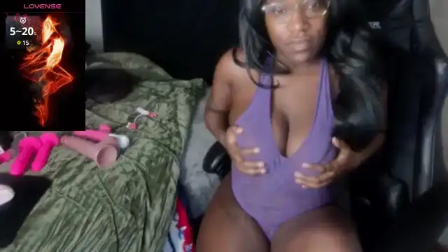 Iamjackie – Myfreecams Live Sex Cam Video – 2025-04-07 09:31:40