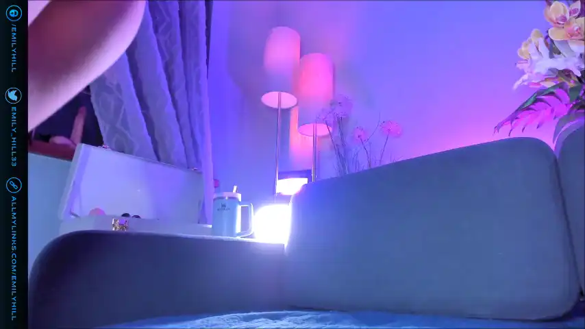 Littlee33 – Chaturbate Live Sex Cam Video – 2025-02-09 07:26:16
