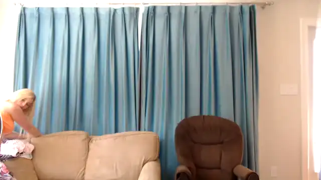 Riley_parks – Myfreecams Live Sex Cam Video – 2025-08-10 11:24:26