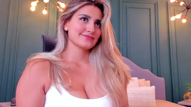 Bella-jonnes – Flirt4free Live Sex Cam Video – 2025-07-22 10:14:40