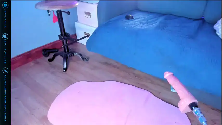 Littlee33 – Chaturbate Live Sex Cam Video – 2025-11-28 02:47:11