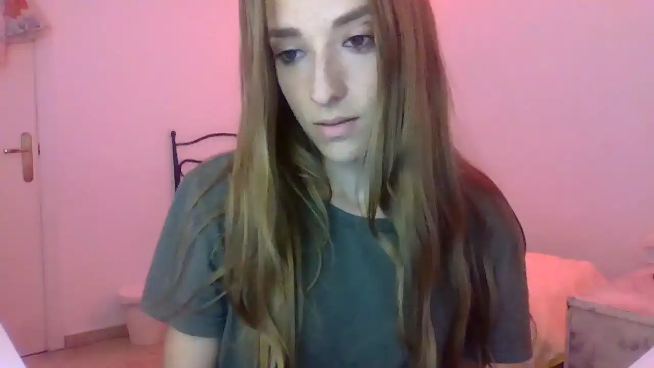 Elisium2 – Amateur.tv Live Sex Cam Video – 2026-02-20 04:40:42