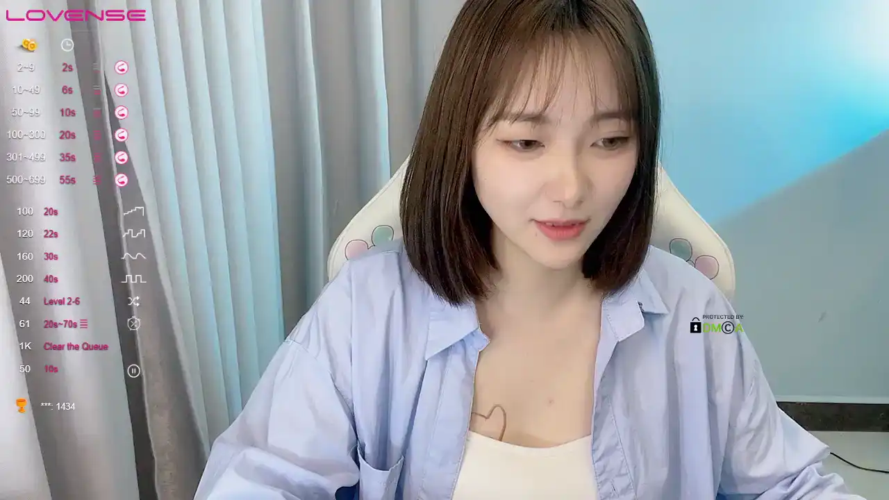 Loiitax – Stripchat Live Sex Cam Video – 2025-11-18 04:38:16