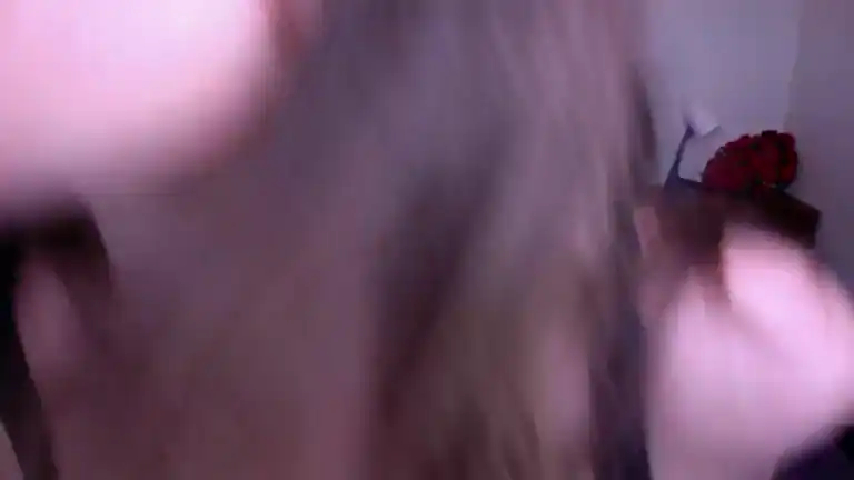 Queenietrouble_uk – Streamate Live Sex Cam Video – 2025-12-13 20:28:58