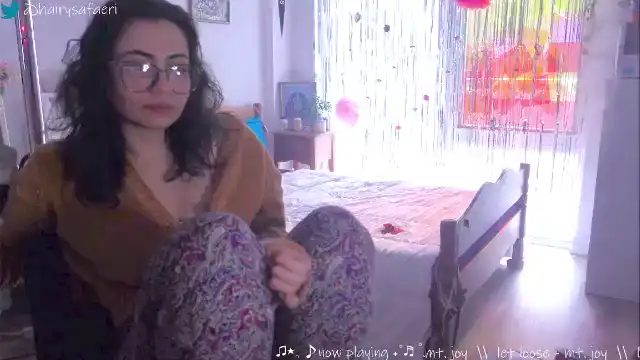 Hairysafaeri – Myfreecams Live Sex Cam Video – 2025-10-20 10:01:35