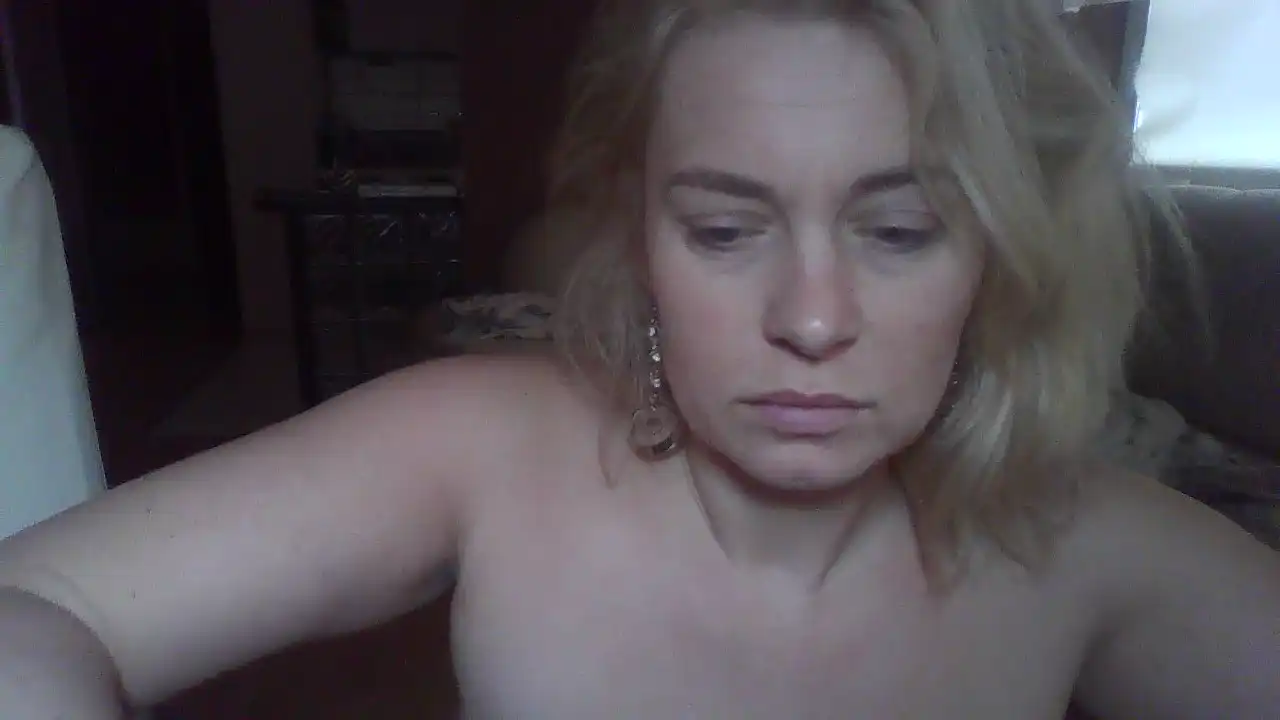 Seksowna3131_ – Showup Live Sex Cam Video – 2025-12-26 15:53:29