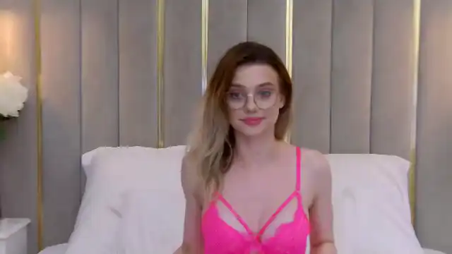 Claire-james – Flirt4free Live Sex Cam Video – 2025-12-15 22:01:22