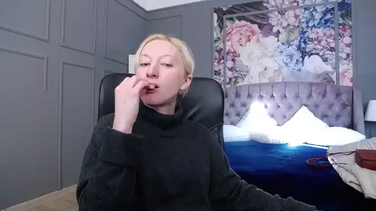 Nataliexbitton – Streamate Live Sex Cam Video – 2026-01-23 05:43:05