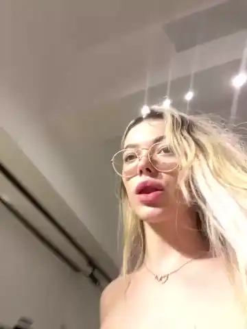 Kyliejoyce – Stripchat Live Sex Cam Video – 2026-02-26 01:18:56