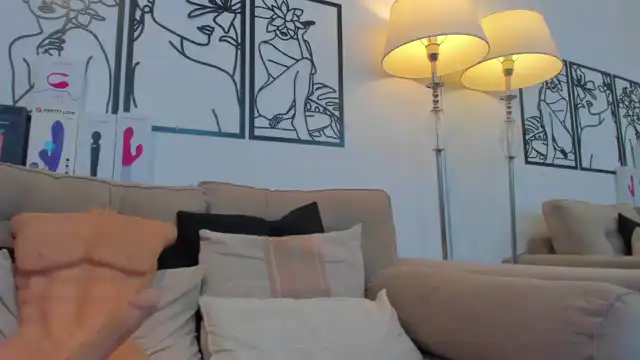 Delasmith – Xlovecam Live Sex Cam Video – 2025-10-18 11:33:46