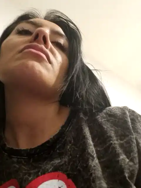 Delasmith – Xlovecam Live Sex Cam Video – 2025-10-19 16:50:58
