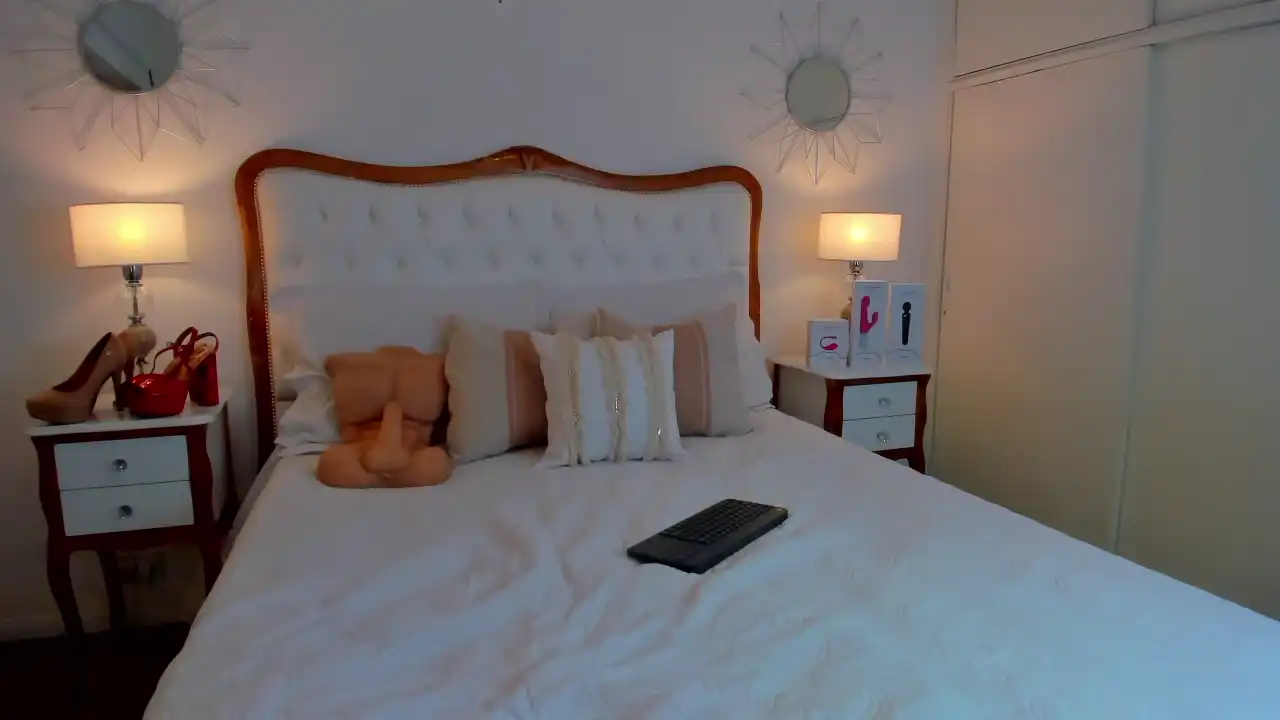 Delasmith – Xlovecam Live Sex Cam Video – 2025-12-13 12:07:10